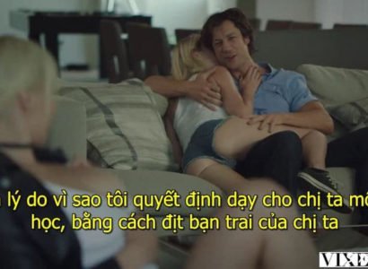 sex thông đít Em gái mới lớn móc lồn non nước nhầy nhụa